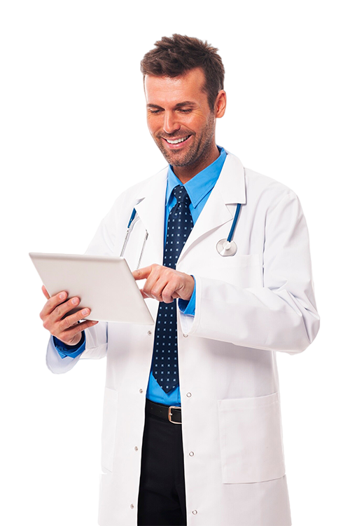 doctor-masculino-trabajando-tableta-digital